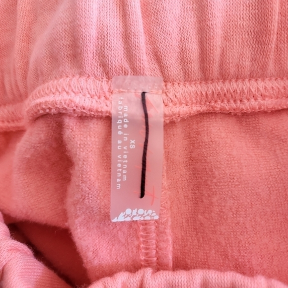 Free People FP Movement Grand Slam Sweat Flamingo Shorts New Size XS - Picture 9 of 11